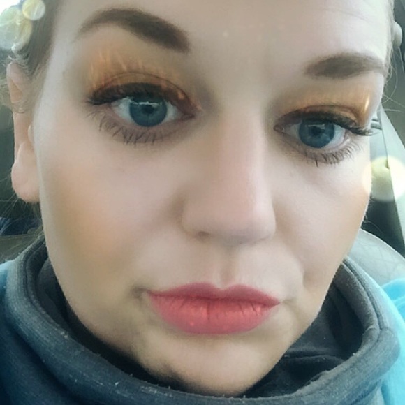 Meet your Posher, Sarah - Picture 5 of 5